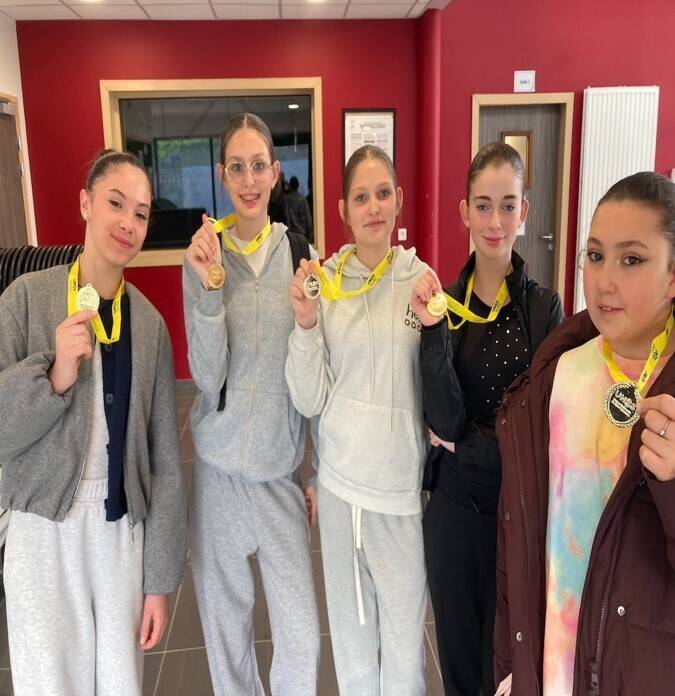 Championnes Inter-Région en Gym. Rythm. !